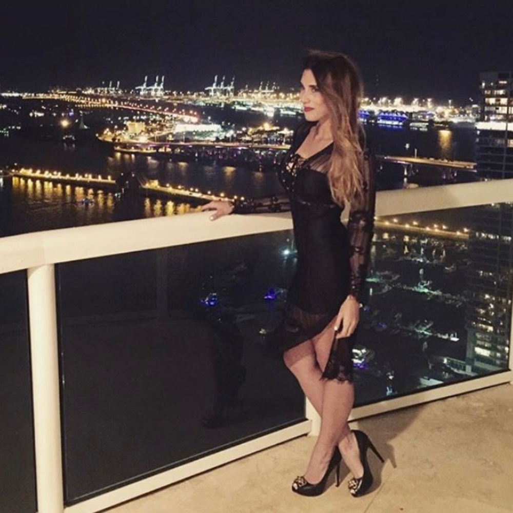 Forever 21 Black midi dress